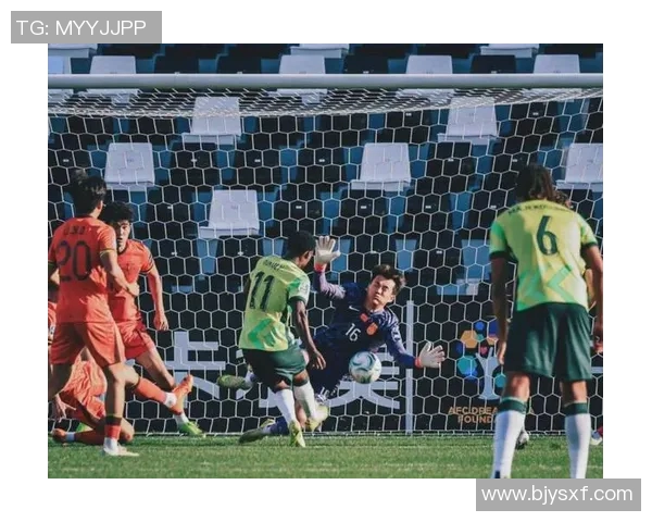 叙利亚与中国足球队激战正酣精彩赛事引发球迷热议与期待 叙利亚与中国足球队激战正酣精彩赛事引发球迷热议与期待